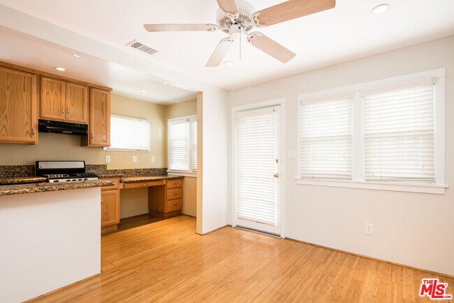Building Photo - 1612 Linden Ave