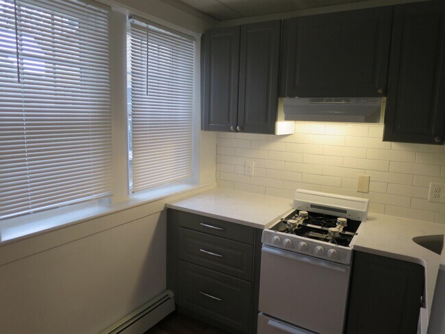 Foto del edificio - 32 College Ave