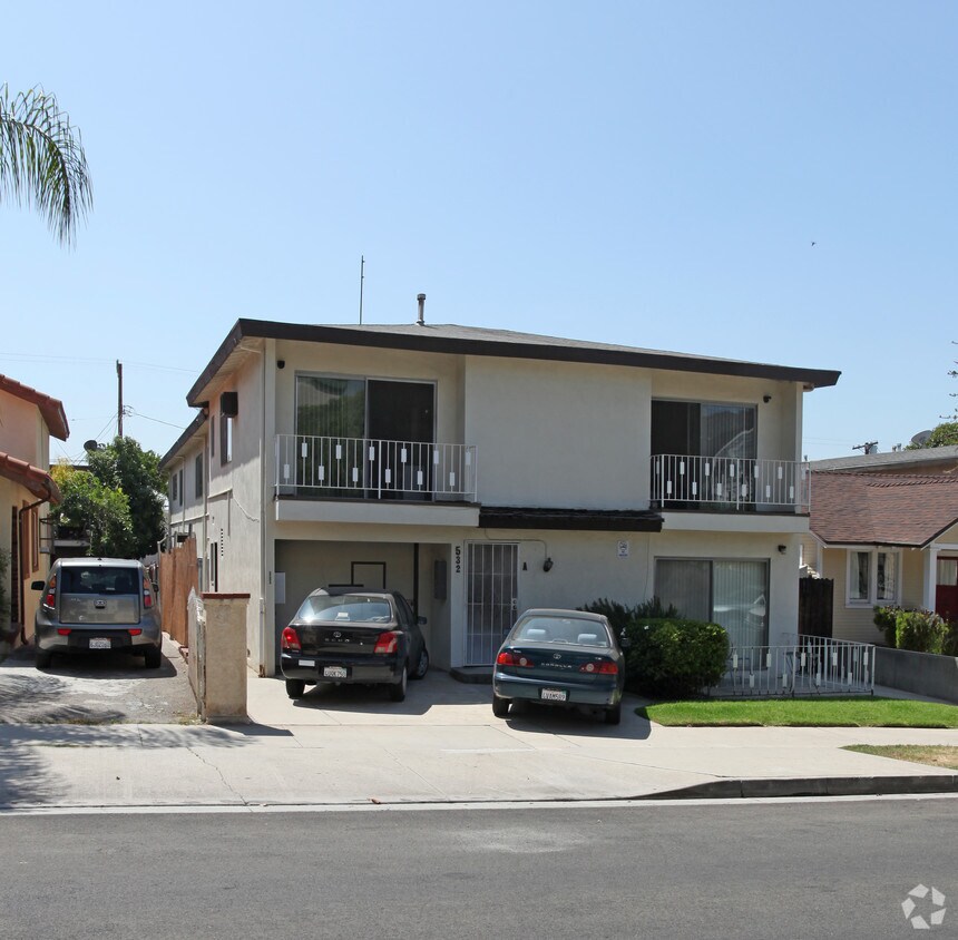 Foto principal - 532 E Providencia Ave