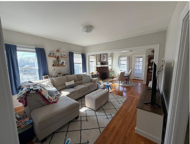 Foto del edificio - 181 Grand Ave