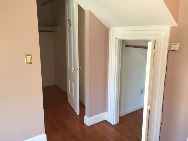 Foto del edificio - 2232 Clinton Avenue