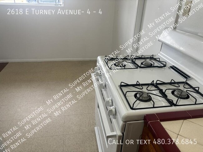Building Photo - 2618 E Turney Ave