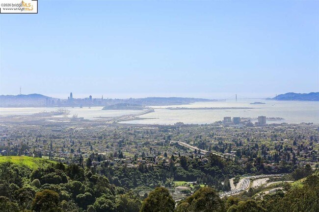 Foto del edificio - 6100 Skyline Blvd