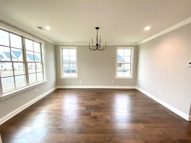 Building Photo - 327 Belfair Cv