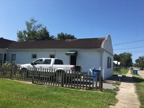 Building Photo - 123 Martin Luther King Jr St