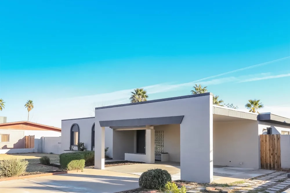 Foto principal - 3038 E Dahlia Dr