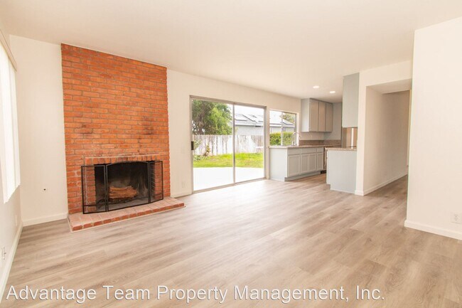 Building Photo - 4 br, 2.5 bath House - 726 Kings Cross Court