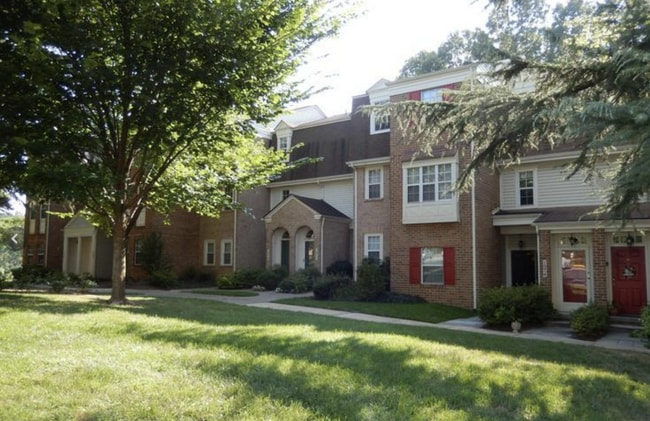 Building Photo - Coming Soon! Elegant 3 bedroom, 2.5 bath -...