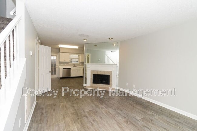 Building Photo - 2827 Dayton Blvd