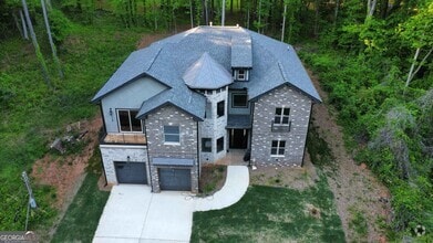 Building Photo - 2847 Tee Rd SW