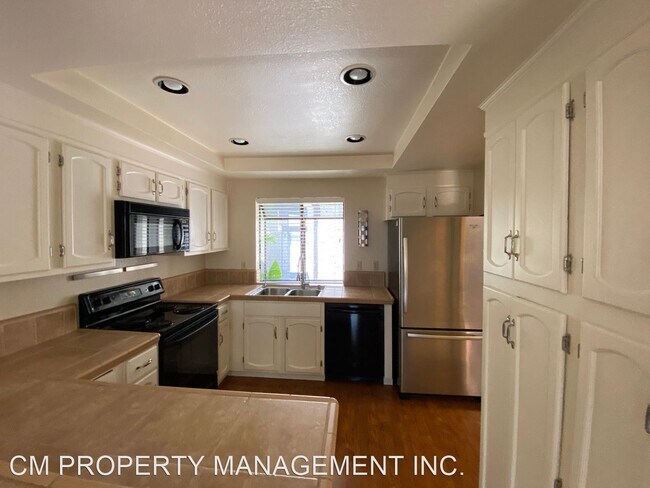 Building Photo - 3 br, 2.5 bath House - 1164 Capri Drive
