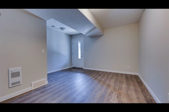 Building Photo - 301 Redstone Blvd NE