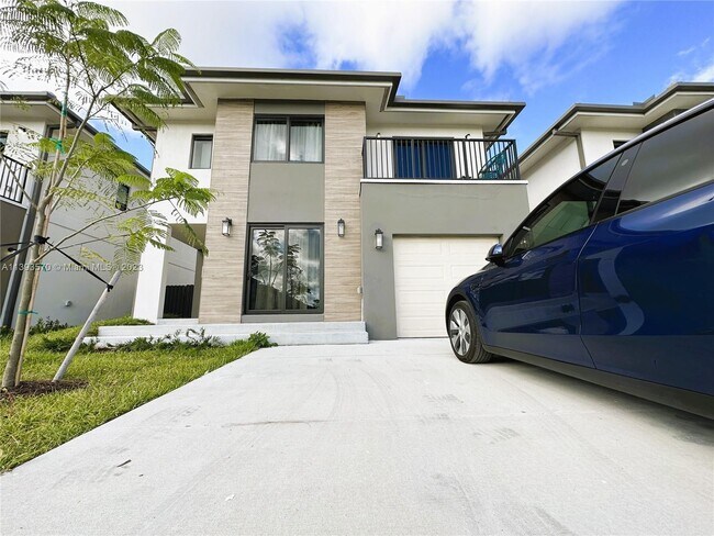 Foto del edificio - 217 NW 12th St
