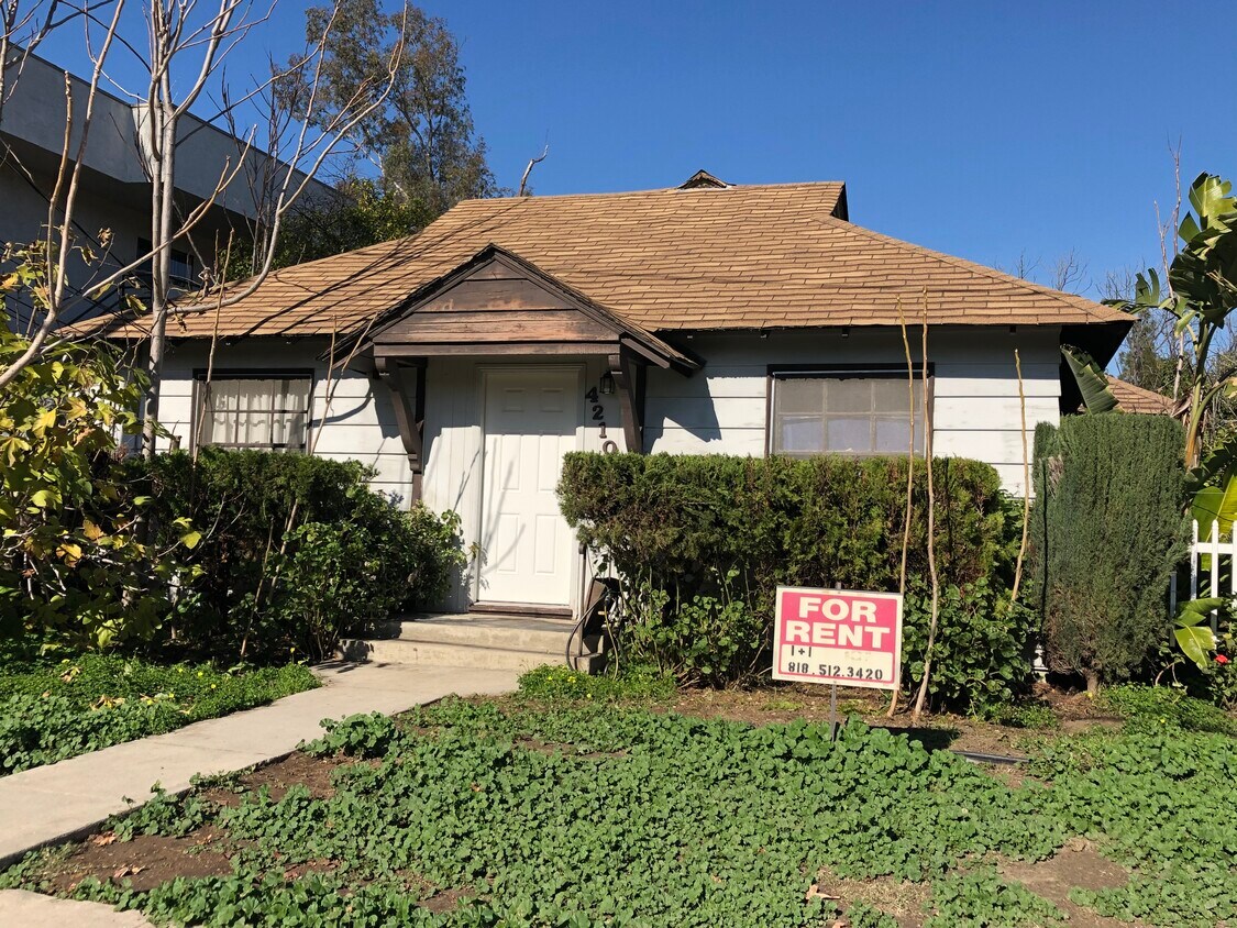 Primary Photo - 4210 Arch Dr