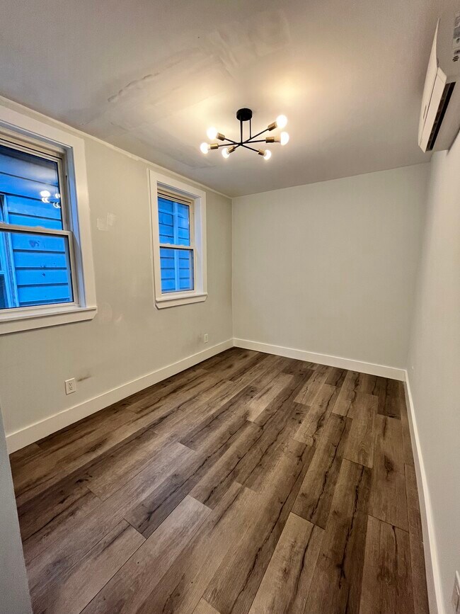 Unit 2 - 28 E 47th St