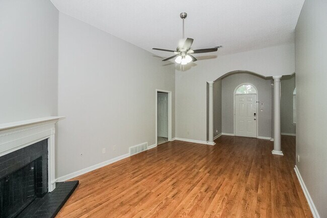 Building Photo - 8315 Red Creek Dr