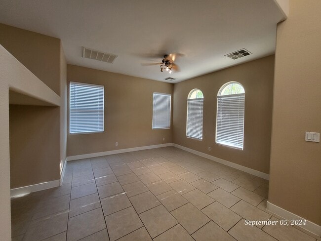 Building Photo - 1041 Big Oak Flat Ct