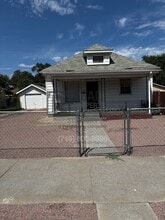 Building Photo - 1811 E Evans Ave