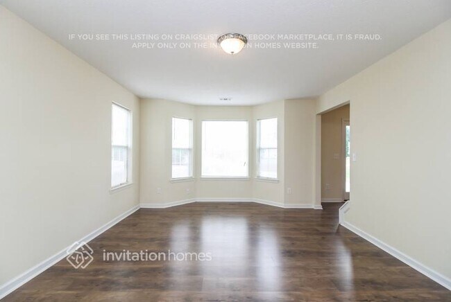 Foto del edificio - 7145 Pinecone Way
