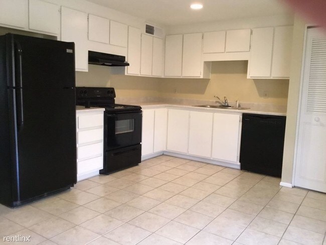 Foto del edificio - 13215 N 42nd St