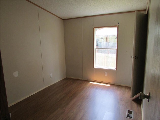 Building Photo - 9517 Cedar Ridge Ct
