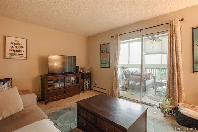 Foto del edificio - 3460 S Poplar St