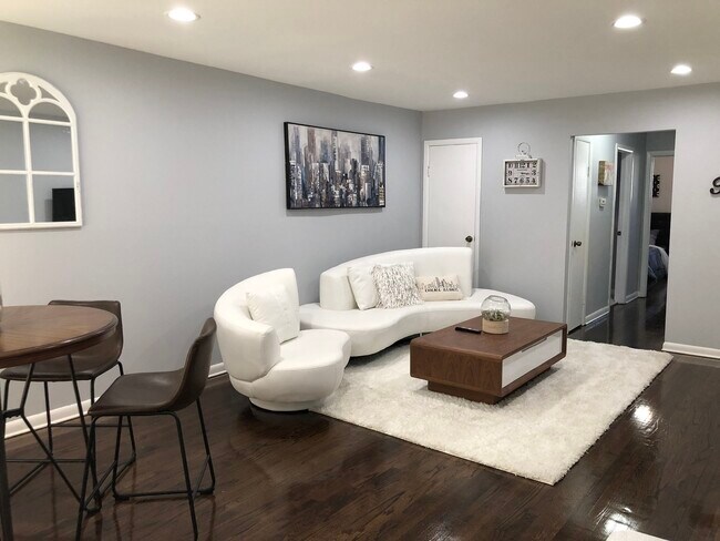 Foto del edificio - 4021 Ruby St