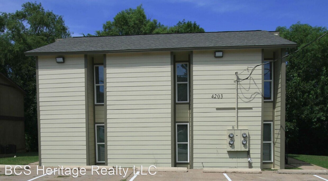 Primary Photo - 4203 Boyett St