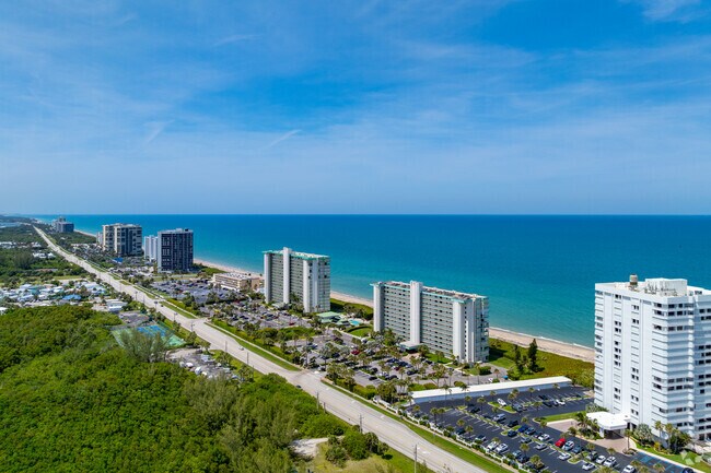 9940 S Ocean Dr Jensen Beach, FL 34957 - Oceana North I Condominium