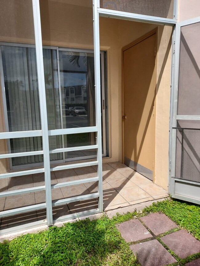 Foto del edificio - 15888 SW 95th Ave