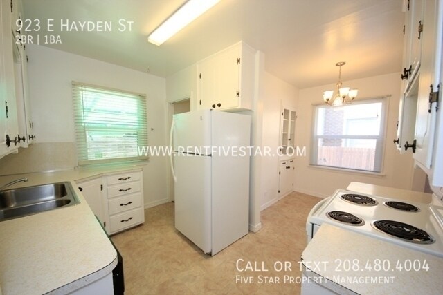 Foto del edificio - 923 E Hayden St