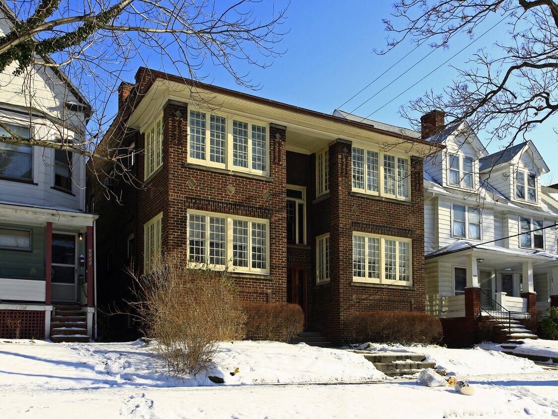 Foto principal - 2257 Grandview Ave