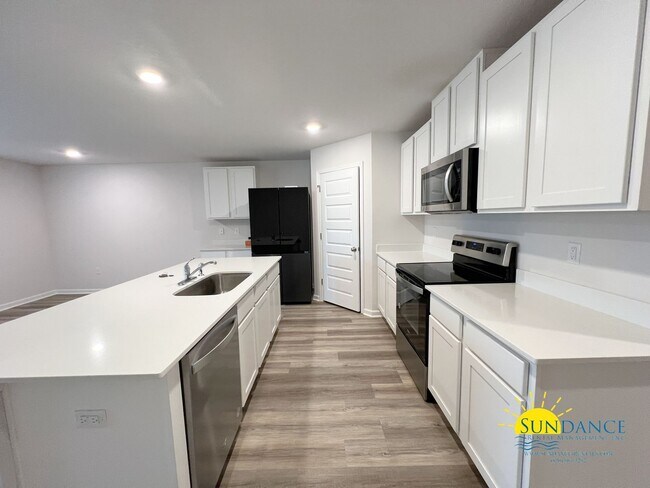 Foto del edificio - Spacious 4BR Home with Solar Panels & Smart Features in Patriot Ridge with Community Perks!