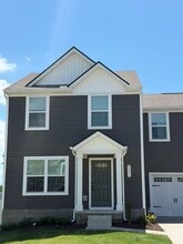 Building Photo - 3361 Thorpe Rd