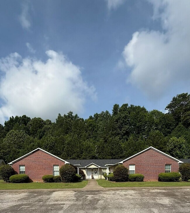 Building Photo - 192 McAdams Dr