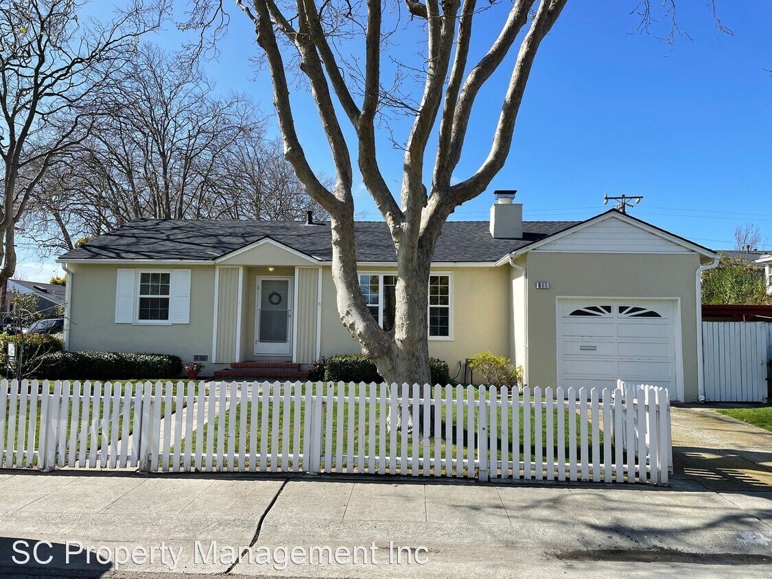 Foto principal - 2 br, 1 bath House - 811 Sunnybrae Blvd