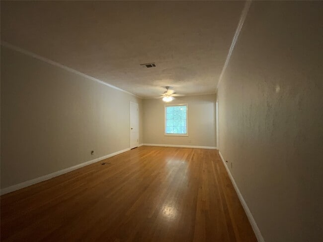 Foto del edificio - 2327 Branard St