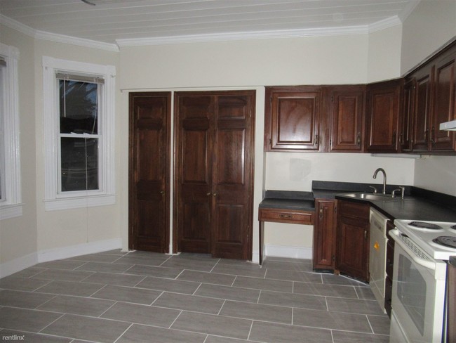 Building Photo - 2 br, 1 bath House - 4403 Adelle Ter Unit 2