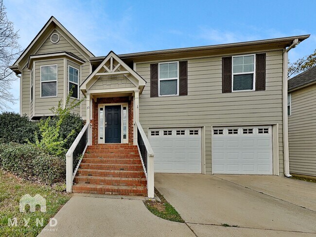 Building Photo - 30 Crestbrook Dr