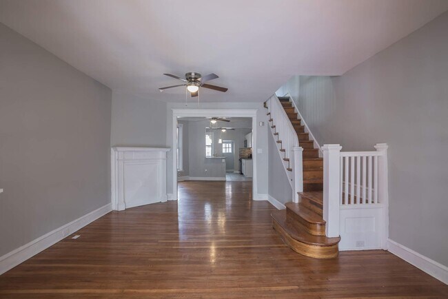 Foto del edificio - 5443 Lebanon Ave