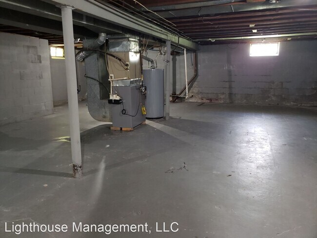 Building Photo - 4 br, 2 bath House - 277 Taft Ave.