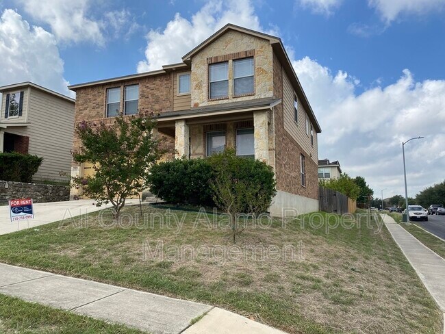 Building Photo - 5565 Saffron Way