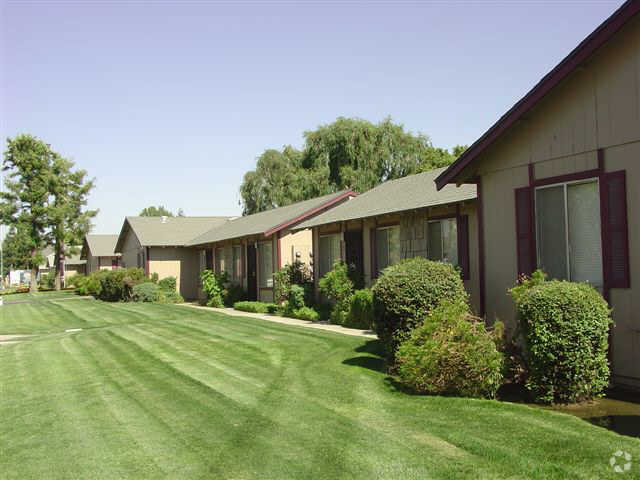 Sierra Terrace East - Terrace East Apartment Homes