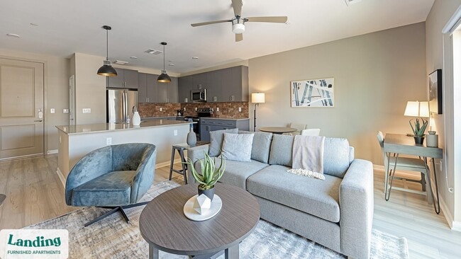 Building Photo - 402 W Lincoln St