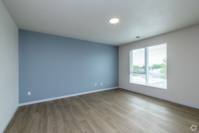 2BA, 2.5BA - 1,392SF - Living Room - Vanne