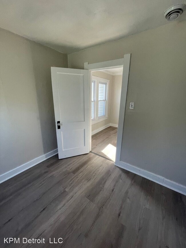Building Photo - 2 br, 1 bath House - 6528 Auburn