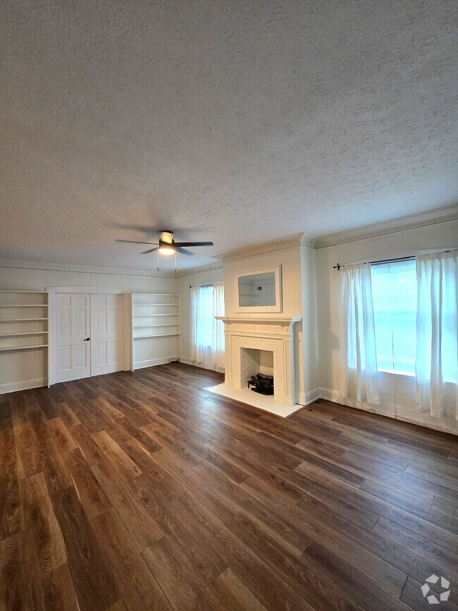 Building Photo - 2472 Overlook Rd