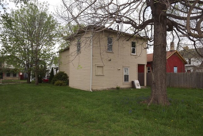 Foto del edificio - Spacious Victorian 3 Bedroom 2 Bath Home!