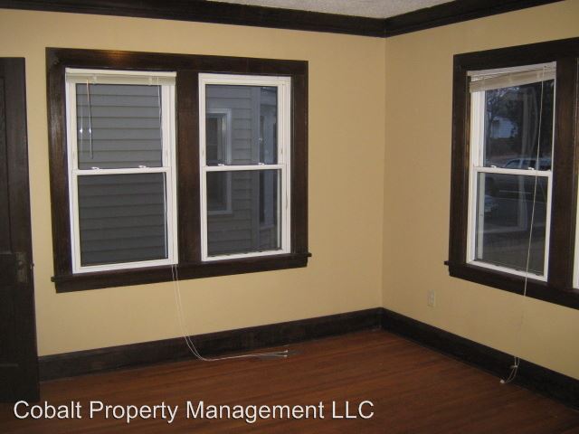 Building Photo - 3649 Logan Ave N