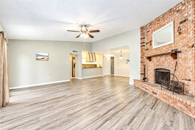 Building Photo - 6741 Tara Dr